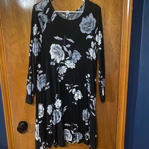 Old Navy Long Sleeve Swing Dress